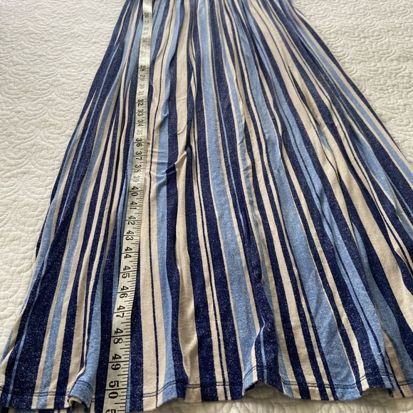 Ronni Nicole Maxi Dress Sleeveless Stretchy Blue and Cream Striped Size Medium - Picture 10 of 10